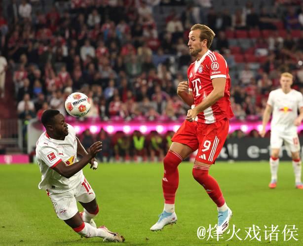 主场胜拜仁，廷贝尔晒照庆祝：球队展现了强队应
